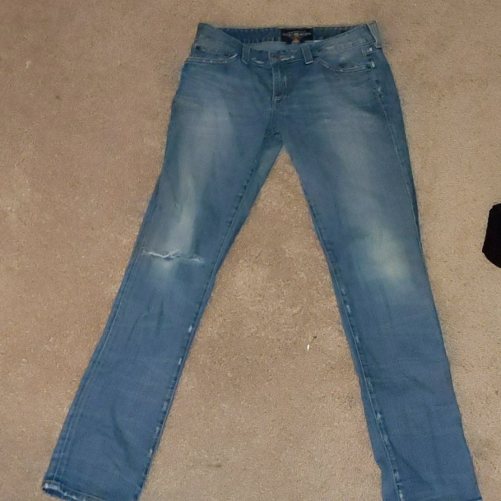 Light wash jeans